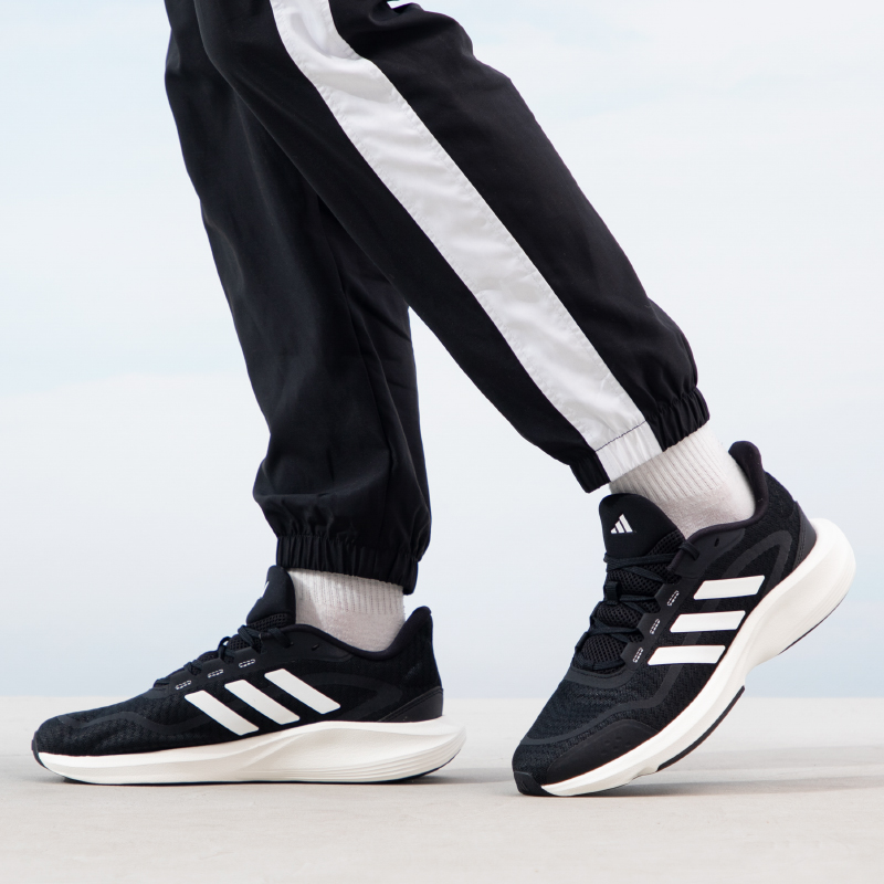 Chaussures Adidas pour hommes  - Lightweight Road Running Shoes avis et prix